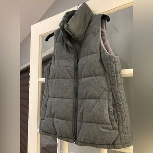 Old Navy Heather Gray Puffer Vest